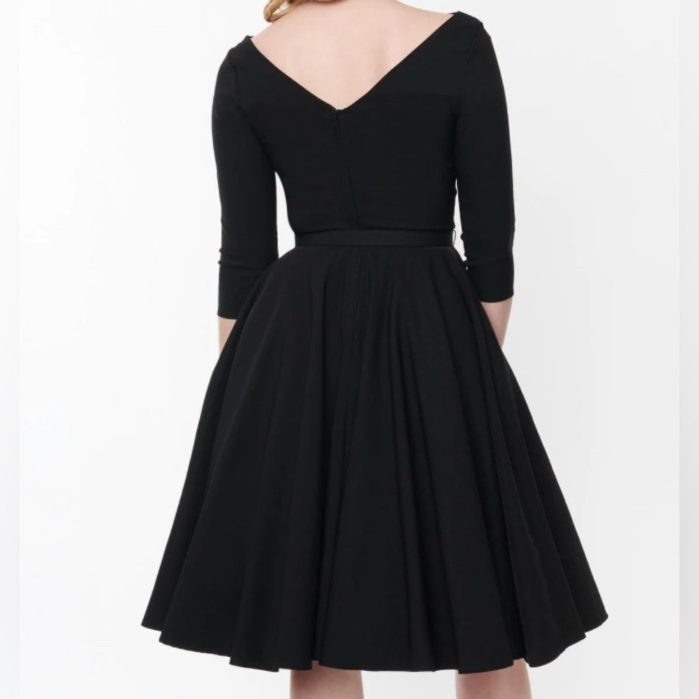 Elegant Black Dress